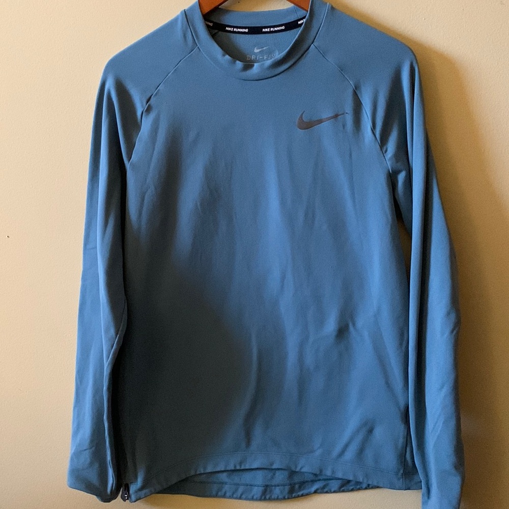 Nike Men’s Dri Fit Running Stretch Size Small long sleeve blue